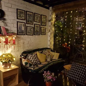 Апарт-отель La La House Homestay, Нячанг