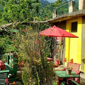 https://prince-valley-guesthouse.comcaribbean.com
